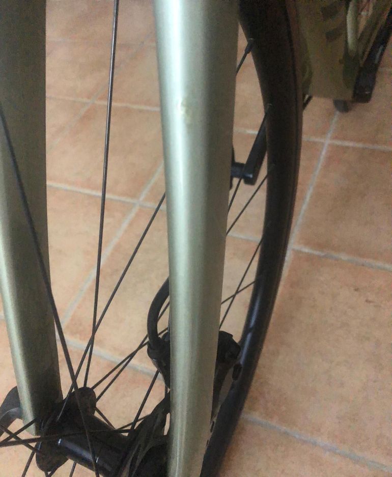 Giant Defy Advanced 2 2024 2024 Road & Gravel usato, Verde — immagine 3 di 3