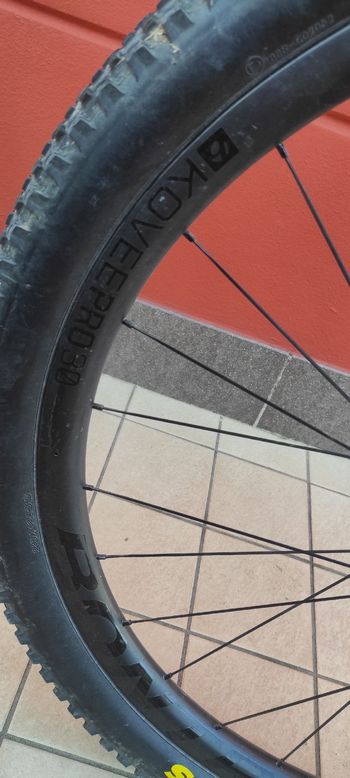 Trek Procaliber 9.8 2021 2021 Mountainbike usato, Bianco — immagine 10 di 14