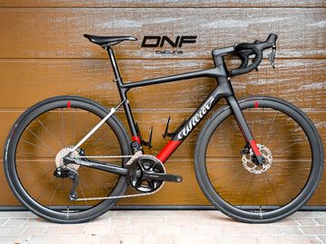 Brugt Wilier Garda SHIMANO 105 Di2 2024 2024 Road & Gravel