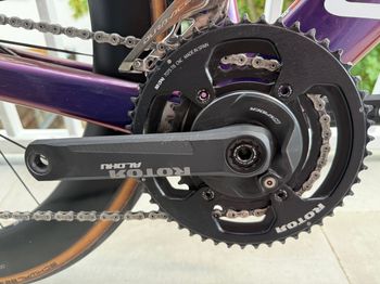 Brugt Canyon Aeroad CFR Disc Di2 2023 2023 Road & Gravel — billede 10 af 14