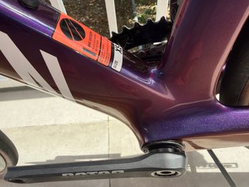 Brugt Canyon Aeroad CFR Disc Di2 2023 2023 Road & Gravel — billede 7 af 14
