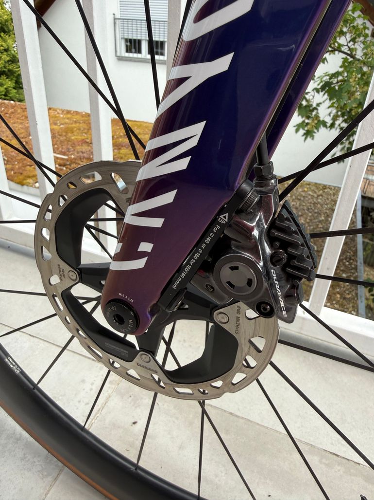 Brugt Canyon Aeroad CFR Disc Di2 2023 2023 Road & Gravel — billede 4 af 14