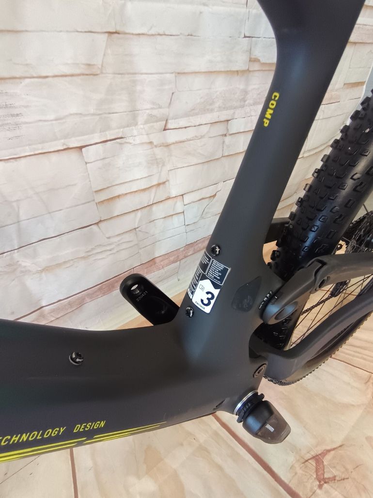 Used Scott Spark RC Comp 2024 2024 Mountainbike, Black, 29 — image 4 of 5