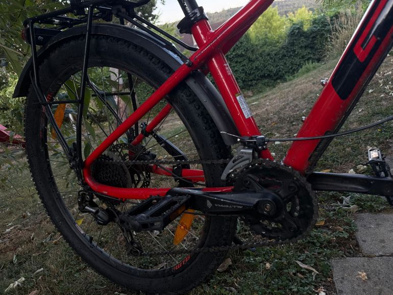 Used GT Avalanche Comp 27.5 2019 2019 Mountainbike, Red, 27.5 — image 9 of 10