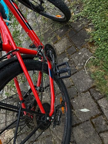 Used GT Avalanche Comp 27.5 2019 2019 Mountainbike, Red, 27.5 — image 5 of 10