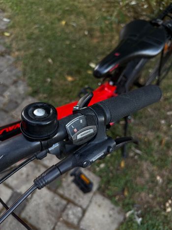 Used GT Avalanche Comp 27.5 2019 2019 Mountainbike, Red, 27.5 — image 7 of 10