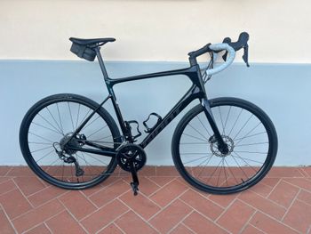 Gebrauchtes Giant Defy Advanced 1 2022 2022 Road & Gravel
