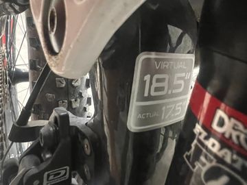 Brugt Trek Fuel EX 7 UK 2013 2013 Mountainbike — billede 11 af 12