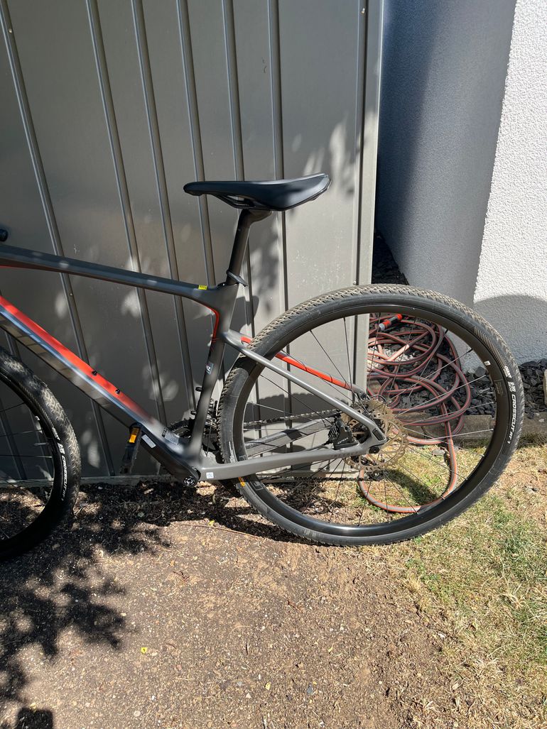 Giant Revolt, Advanced 3 2021 2021 Road & Gravel usato, Nero — immagine 3 di 7