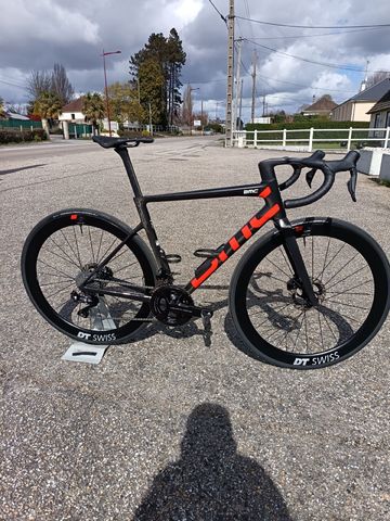 Używany BMC Teammachine SLR 01 ONE 2026 2026 Road & Gravel
