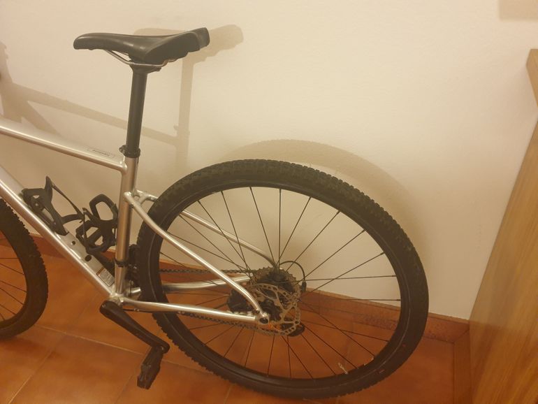Cannondale Topstone 1 2023 2023 Road & Gravel usato, Grigio chiaro — immagine 3 di 7