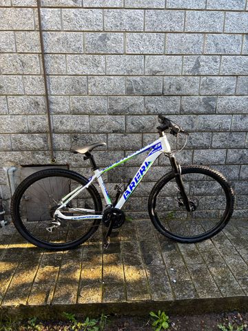 Brugt Brera Custom Shimano Acera 2023 MTB