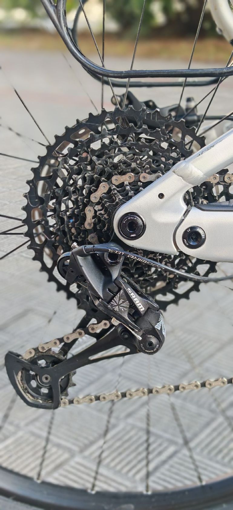 Used Scott ERide SRAM SX Eagle 2024 Mountainbike, Light Gray — image 9 of 11
