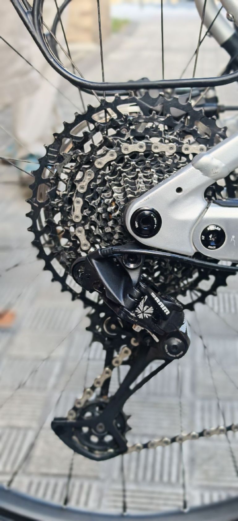Used Scott ERide SRAM SX Eagle 2024 Mountainbike, Light Gray — image 3 of 11