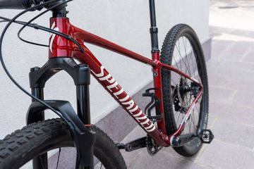 Used Specialized Chisel Comp 2021 2021 Mountainbike, Red, 29 — image 8 of 11