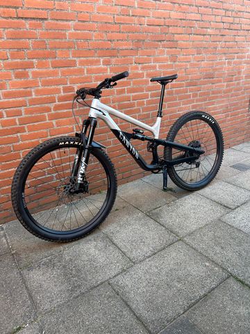 Canyon Spectral 125 AL 5 2022 2022 MTB usato