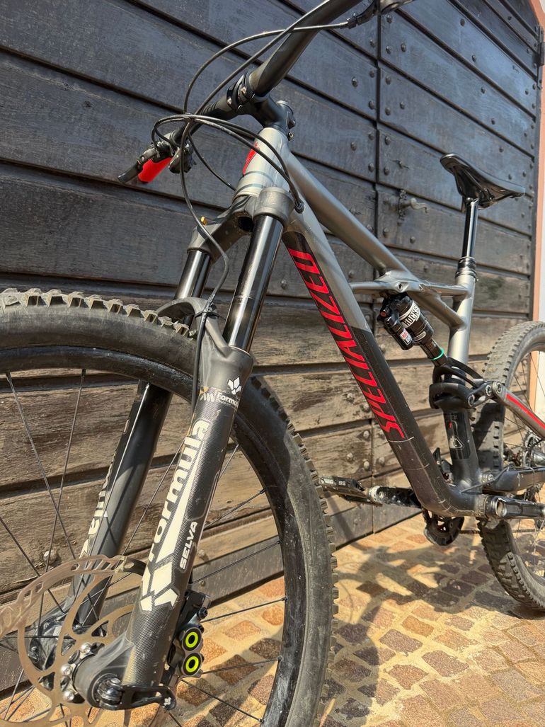 Specialized Enduro Comp 29/6Fattie 2017 2017 Mountainbike usato, Nero — immagine 9 di 16