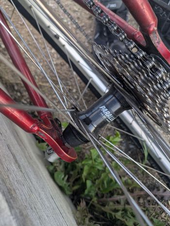 Used Rocky Mountain Oxygen Shimano Deore XT 1996 Mountainbike, Red — image 12 of 14