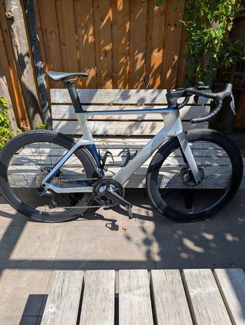 Tweedehands Orbea ORCA AERO M20iLTD 2023 2023 Road & Gravel