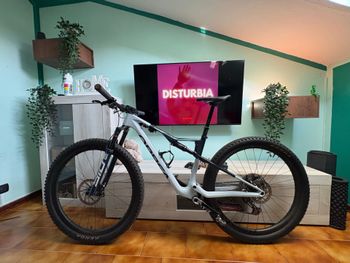 Brugt Orbea Oiz Shimano XTR 2024 Mountainbike — billede 2 af 6