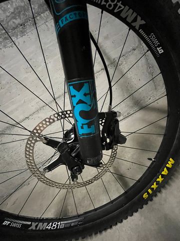 Yeti SB5.5 TURQ X01 Eagle 2018 2018 Mountainbike usato, Blu — immagine 16 di 17