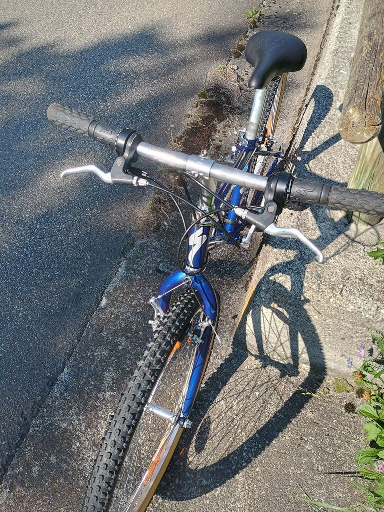 Gebrauchtes Specialized Hardrock Shimano Acera 1997 Mountainbike, Blau — Bild 3 von 10