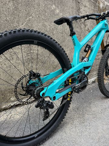 YT Industries Tues CORE 4 27 2023 2023 Mountainbike usato, Blu — immagine 3 di 10