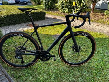 Used Canyon Endurace CF SLX 9 Di2 2023 2023 Road & Gravel