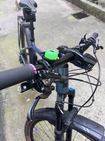 CUBE REACTION, PRO 2025 2025 Mountainbike usato, Verde — immagine 4 di 14