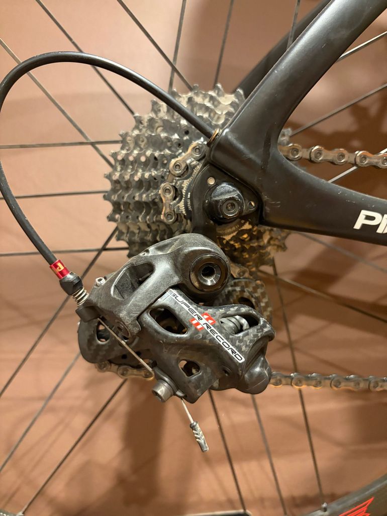 Used Pinarello Dogma Campagnolo Super Record 2018 Road & Gravel, Black — image 4 of 5