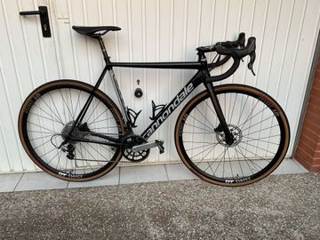 Used Cannondale CAAD12 Campagnolo Record 2017 2017 Road & Gravel