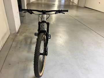 Gebrauchtes Commencal Clash Junior 2020 2020 Mountainbike, Weiß — Bild 2 von 19