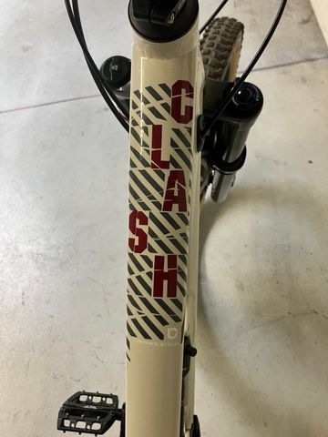 Gebrauchtes Commencal Clash Junior 2020 2020 Mountainbike, Weiß — Bild 19 von 19