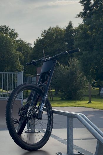 Gebrauchtes YT Industries Tues Pro 2021 2021 Mountainbike, Schwarz, 27.5 — Bild 2 von 9