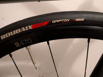Tweedehands Specialized Roubaix Expert 2021 2021 Road & Gravel — afbeelding 2 van 11