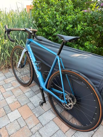 Used Orbea ORCA M30 2025 2025 Road & Gravel, Blue — image 2 of 7