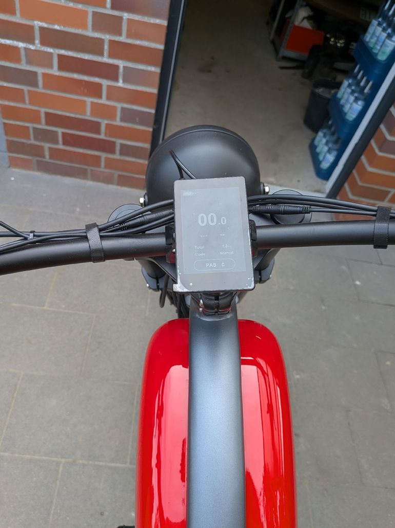 Używany Varaneo Custom Shimano Altus 2020 Urban — zdjęcie 5 z 7