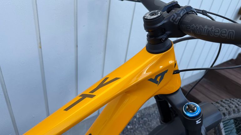 Brugt YT Capra Core 3 CF MX 2022 Mountainbike — billede 3 af 11