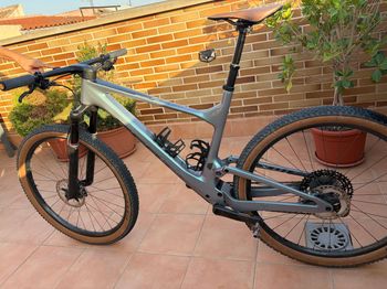 Gebrauchtes Scott Spark RC Pro 2024 2024 Mountainbike, Hellgrau — Bild 2 von 5