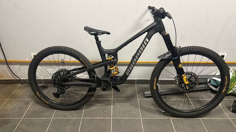Used Propain SPINDRIFT 5 CF Swedish Gold 2025 2025 MTB