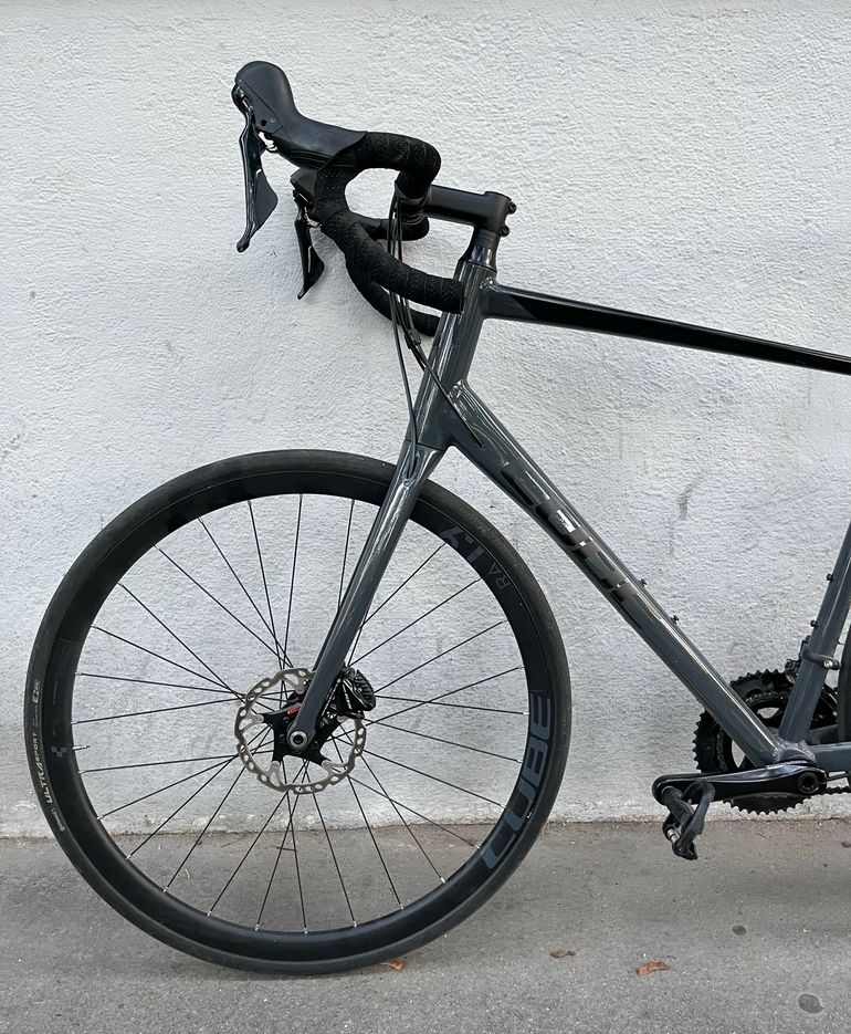 CUBE ATTAIN SL 2022 2022 Road & Gravel d'occasion — image 2 sur 3