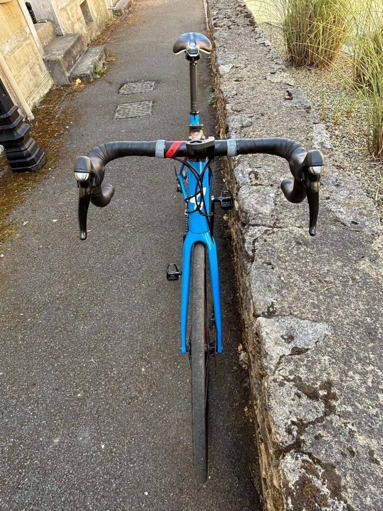 CUBE ATTAIN RACE 2020 2020 Road & Gravel usato, Blu — immagine 3 di 3