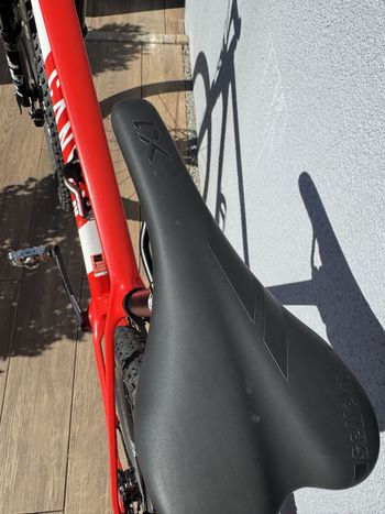 Used Canyon Exceed Shimano Deore XT 2020 Mountainbike, Red — image 10 of 15
