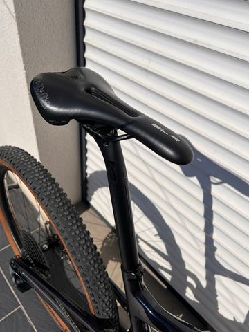 Used Scott Spark RC Comp 2023 2023 Mountainbike, Blue — image 6 of 14