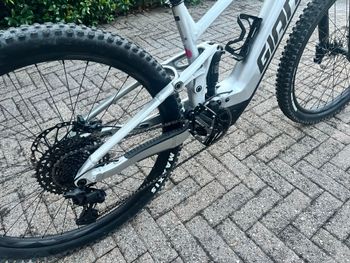 Used Giant Stance E+ 0 Pro 2023 2023 Mountainbike, Light Gray, 29 — image 2 of 9