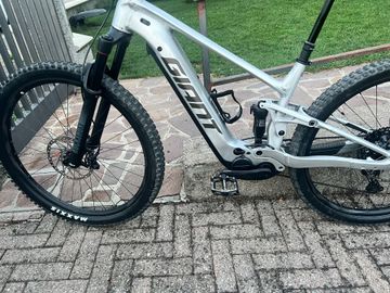 Brugt Giant Stance E+ 0 Pro 2023 2023 MTB