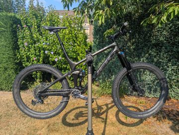 Brugt Trek Remedy 9.8 2021 2021 Mountainbike — billede 2 af 16