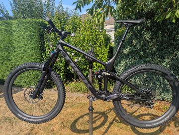 Käytetty Trek Remedy 9.8 2021 2021 MTB