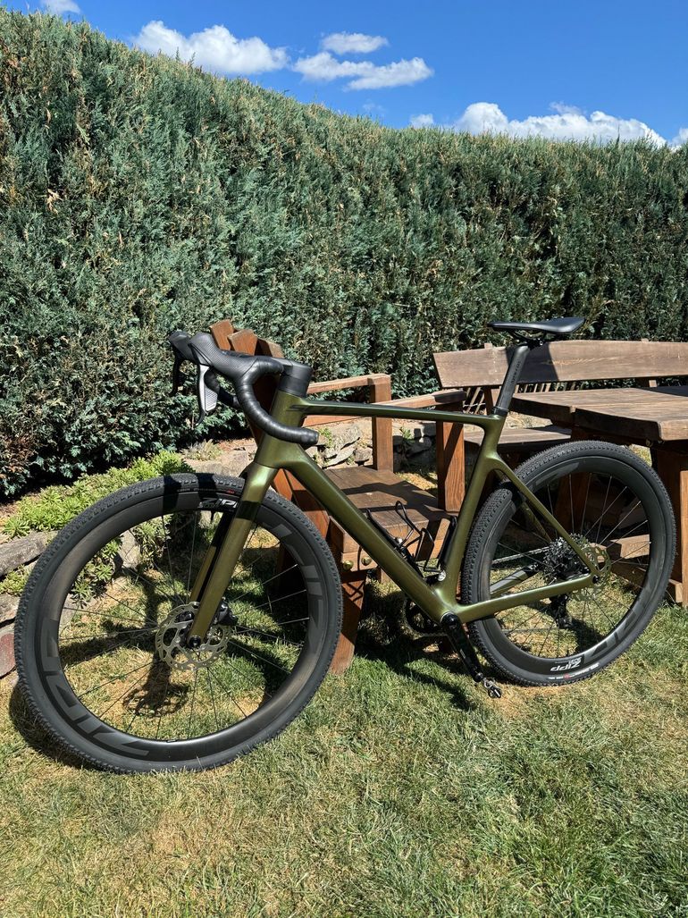 Scott Addict SRAM Rival 2023 Road & Gravel usato, Verde — immagine 2 di 12
