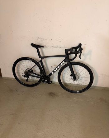Trek Madone SL 5 Gen 8 2025 2025 Road & Gravel d'occasion